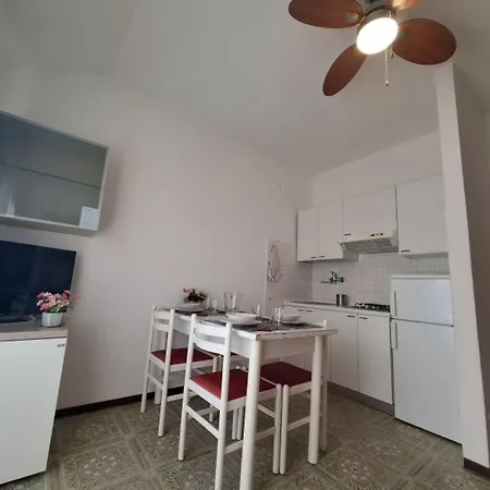 Seaview Flat In A Pet Friendly In Caorle