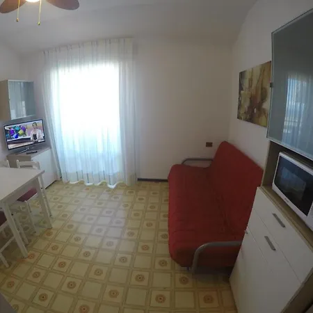 Seaview Flat In A Pet Friendly In Apartment *